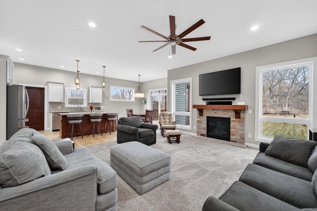 3092 Parker Pass, Sun Prairie, WI 53590