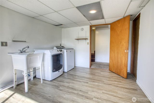11826 NE Manzanita Lane, Bainbridge Island, WA 98110