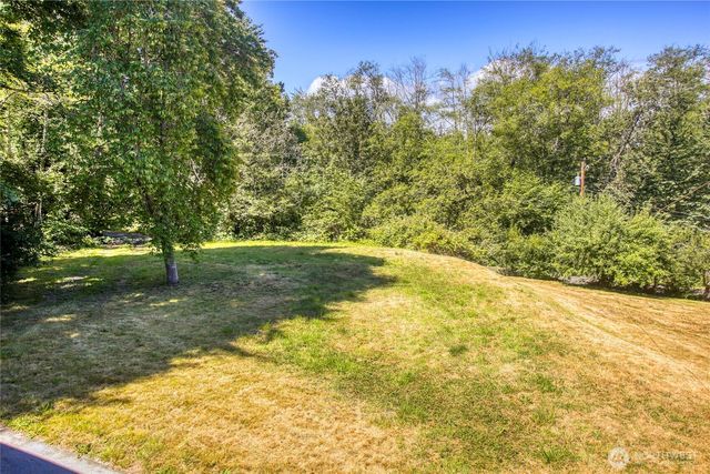 11826 NE Manzanita Lane, Bainbridge Island, WA 98110