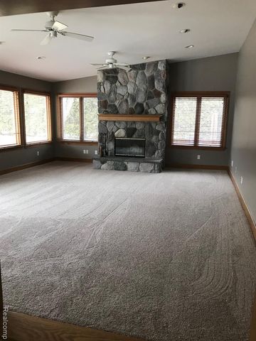 3891 Eastbourne Drive, Troy, MI 48084