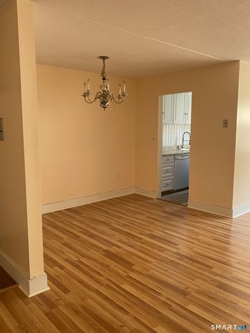 9 Park Street 2L, Norwalk, CT 06851