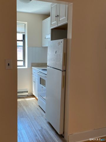 9 Park Street 2L, Norwalk, CT 06851