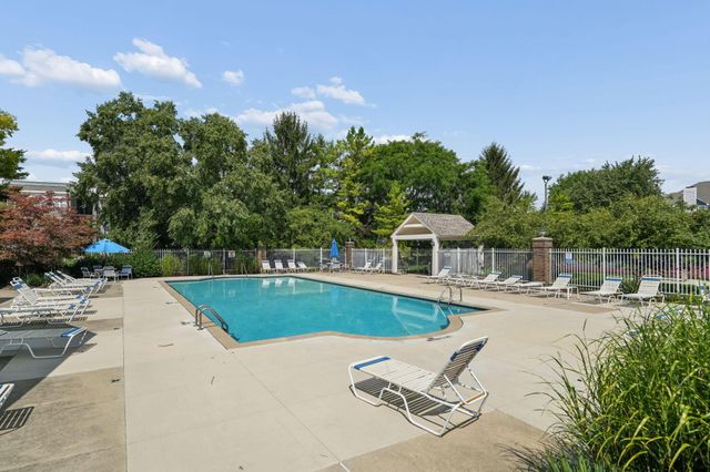 6767 Meadow Creek Drive, 104, Columbus, OH 43235
