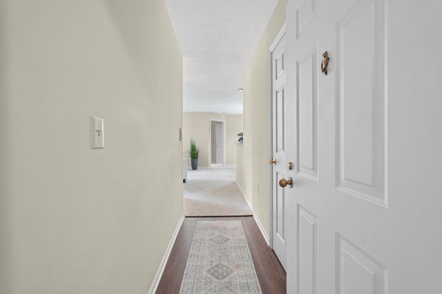 6767 Meadow Creek Drive, 104, Columbus, OH 43235