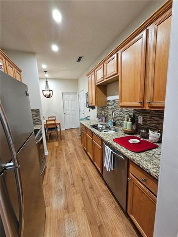 4215 LEGACY Square, Atlanta, GA 30349