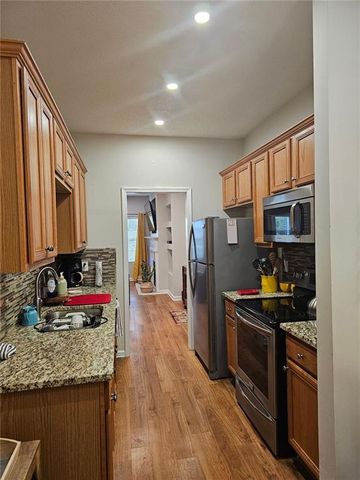 4215 LEGACY Square, Atlanta, GA 30349