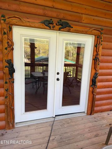 468 Bobcat Ridge Way, Cosby, TN 37722