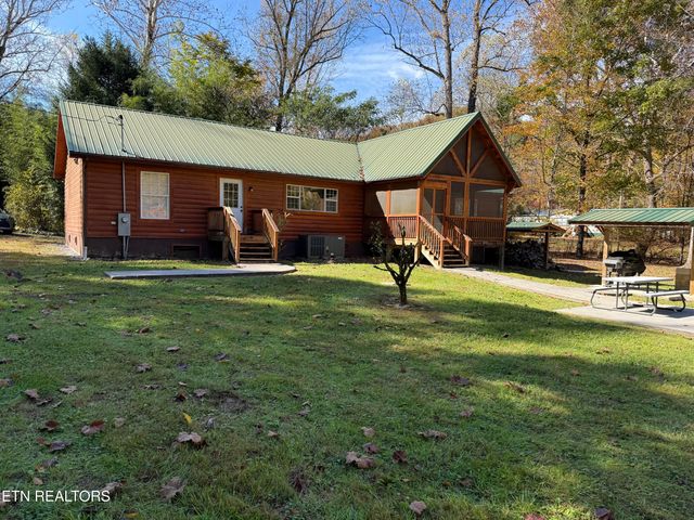 468 Bobcat Ridge Way, Cosby, TN 37722