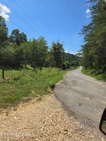 250 County Road 365, Sweetwater, TN 37874