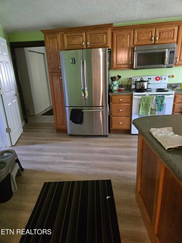 250 County Road 365, Sweetwater, TN 37874