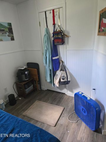 250 County Road 365, Sweetwater, TN 37874
