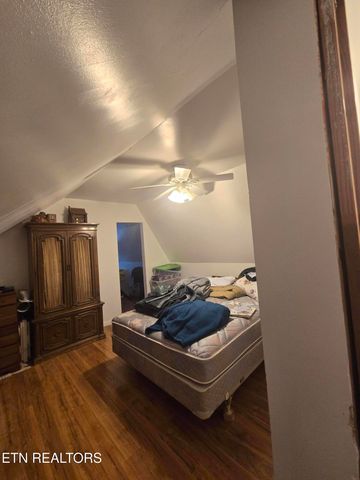 250 County Road 365, Sweetwater, TN 37874
