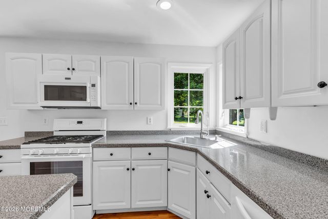 79 Maple Avenue, Fair Haven, NJ 07704