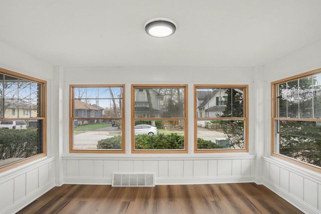 811 Kelly Avenue, Joliet, IL 60435