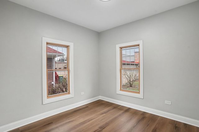 811 Kelly Avenue, Joliet, IL 60435