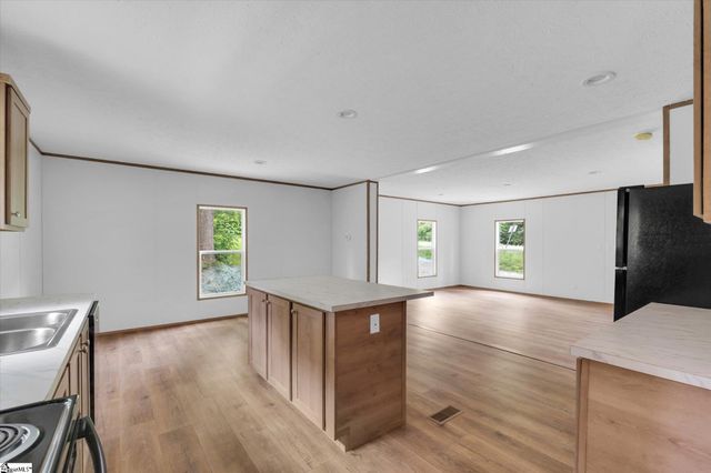 209 Five Forks Road, Liberty, SC 29657