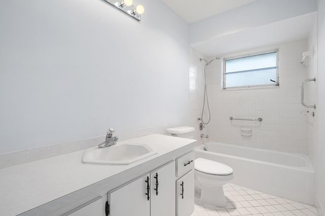 9400 SE Little Club Way N, Jupiter, FL 33469