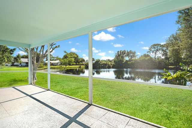 9400 SE Little Club Way N, Jupiter, FL 33469