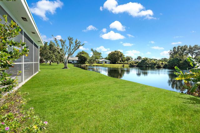 9400 SE Little Club Way N, Jupiter, FL 33469