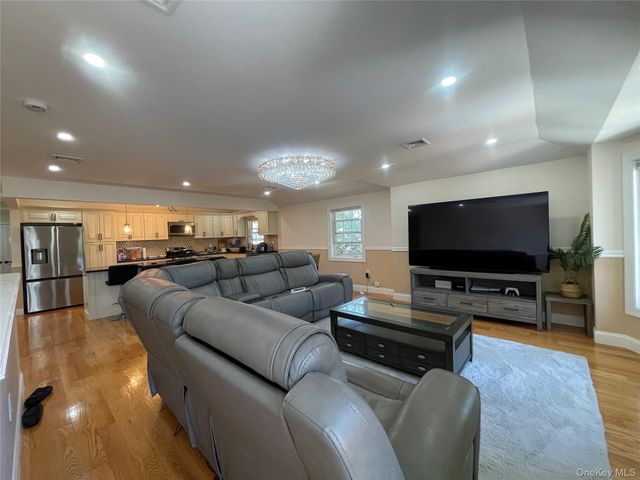 104-03 196th Street 2nd Floor, Jamaica, NY 11412