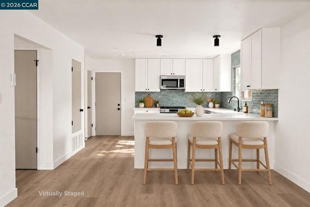 26 Polaris Dr, Pittsburg, CA 94565
