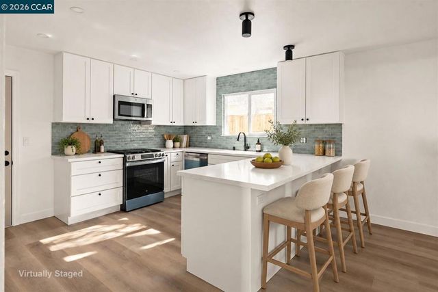 26 Polaris Dr, Pittsburg, CA 94565
