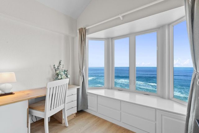 476 Oceanview Drive, La Selva Beach, CA 95076