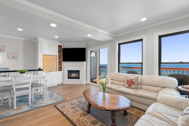 476 Oceanview Drive, La Selva Beach, CA 95076