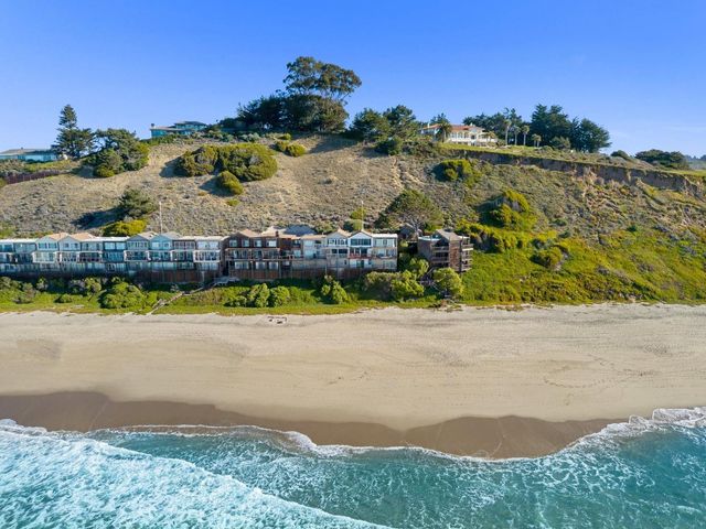 476 Oceanview Drive, La Selva Beach, CA 95076