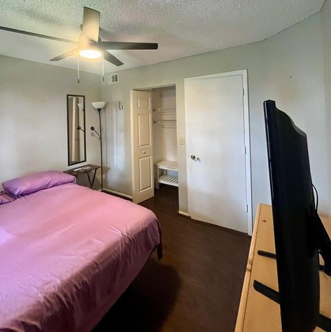 1537 SE Royal Green Cir Apt E204, Port St Lucie, FL 34952