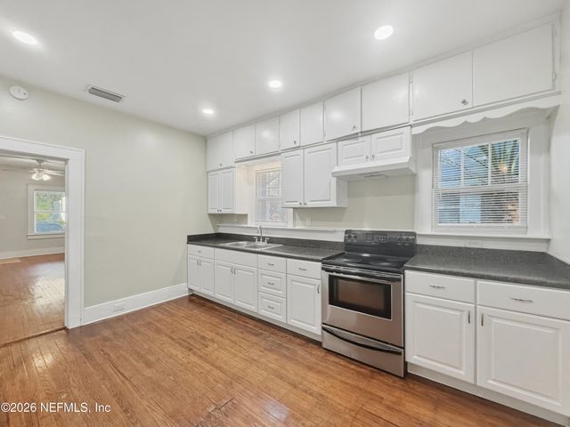 649 LONG BRANCH Boulevard, Jacksonville, FL 32206