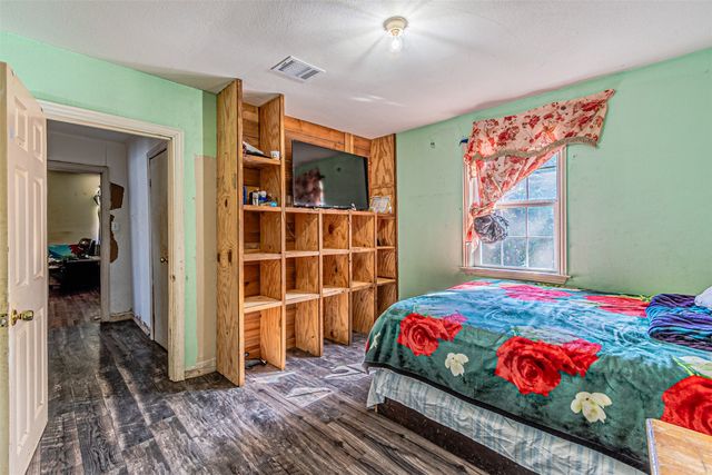 405 W Newton Street, Terrell, TX 75160