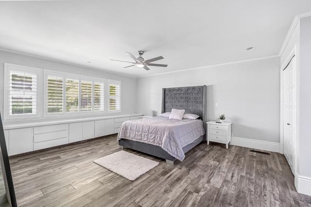 5976 E Butler Avenue, Fresno, CA 93727