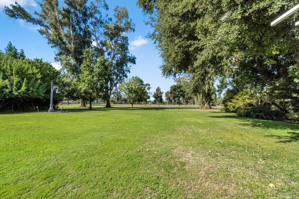 Image 53 of property listing at 5976 E Butler Avenue, Fresno, CA 93727