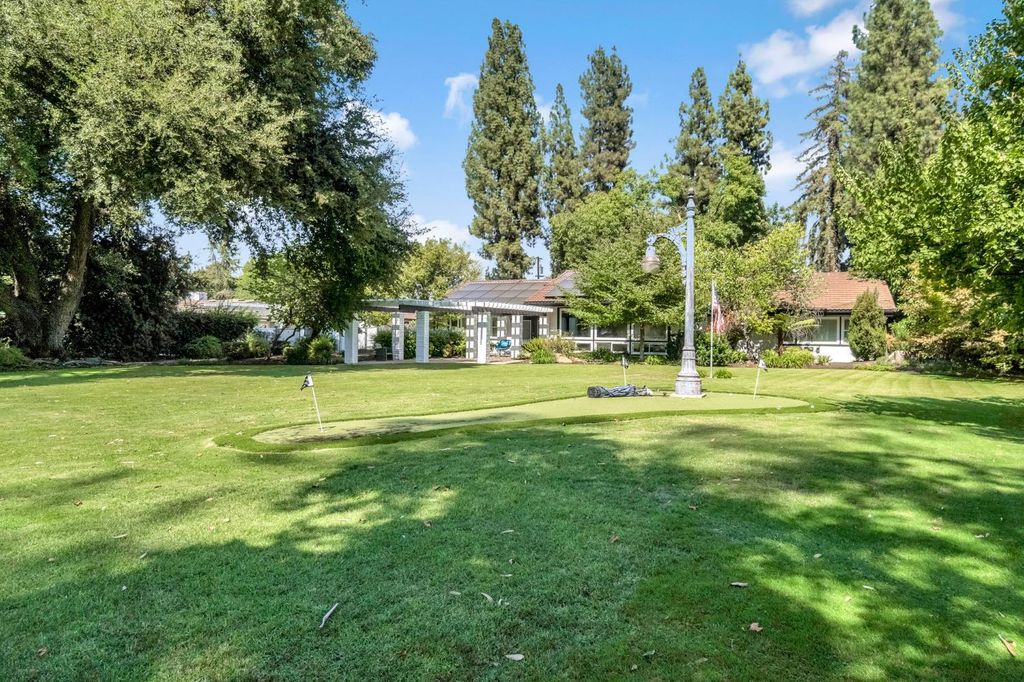 Image 54 of property listing at 5976 E Butler Avenue, Fresno, CA 93727