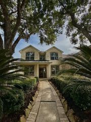 11608 Summer Moon Drive, Pearland, TX 77584