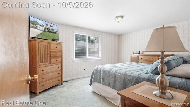 3807 River Drive, Lincoln Park, MI 48146