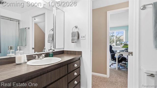3807 River Drive, Lincoln Park, MI 48146