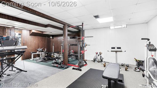 3807 River Drive, Lincoln Park, MI 48146