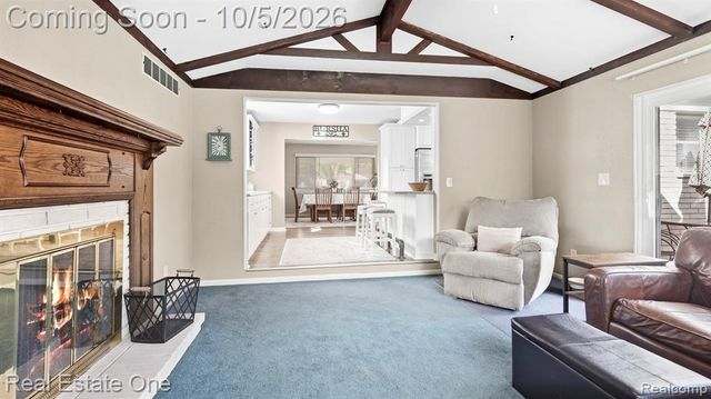 3807 River Drive, Lincoln Park, MI 48146