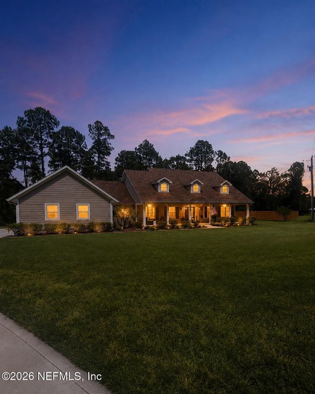 119 CLOVER Lane, Palatka, FL 32177