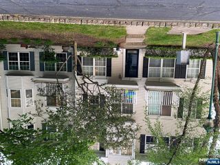 2088 Edward Court, Mahwah, NJ 07430