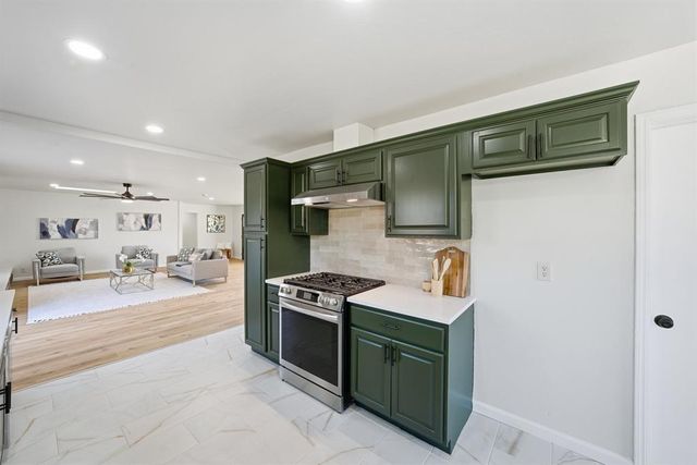 2741 NW 110th Street, Oklahoma City, OK 73120