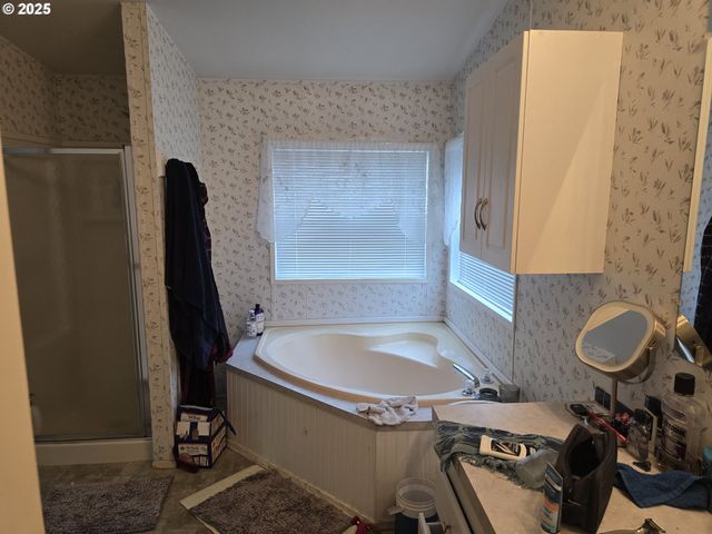 217 Ne PEGGY Ave, Roseburg, OR 97470