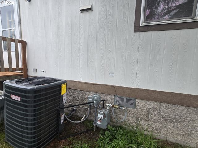 217 Ne PEGGY Ave, Roseburg, OR 97470