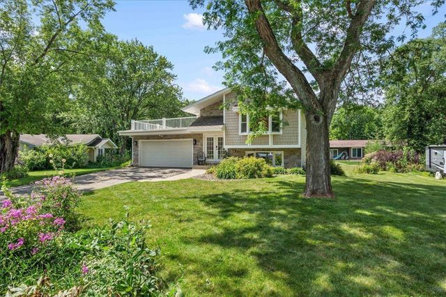2321 Gold Drive, Fitchburg, WI 53711