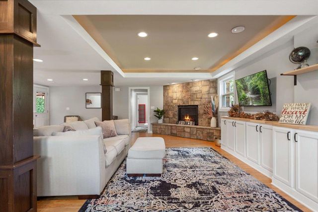 2321 Gold Drive, Fitchburg, WI 53711