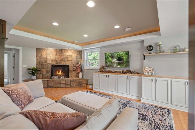 2321 Gold Drive, Fitchburg, WI 53711