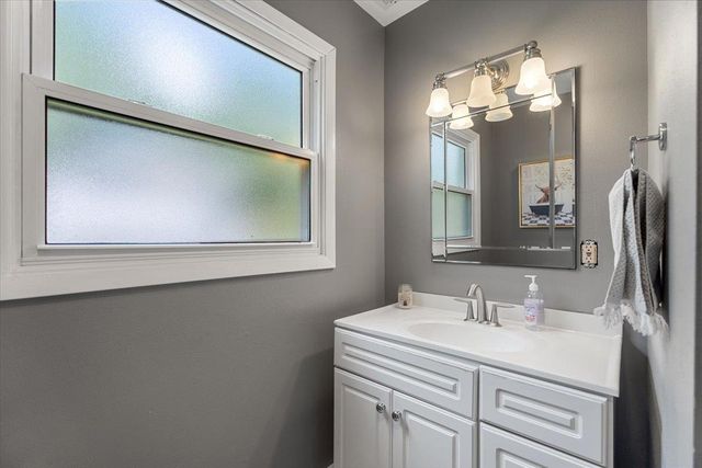 2321 Gold Drive, Fitchburg, WI 53711