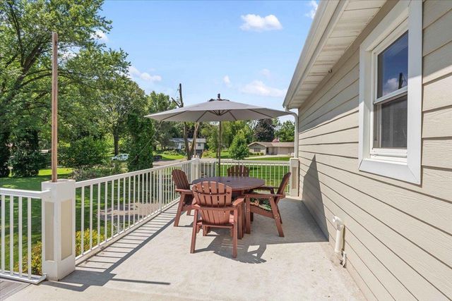 2321 Gold Drive, Fitchburg, WI 53711